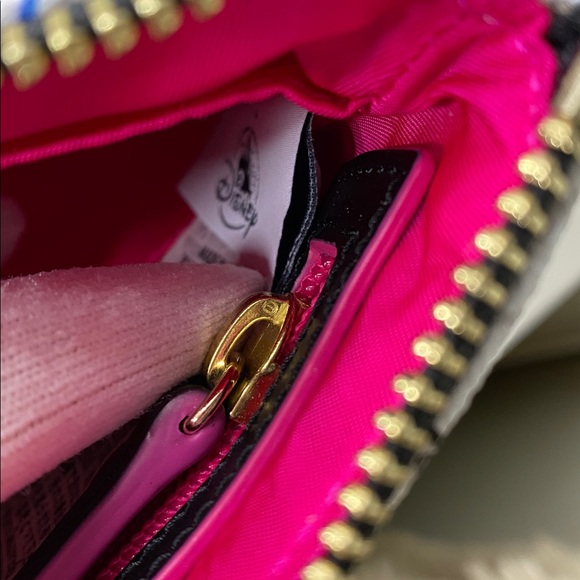 Dooney & Bourke x Disney Cats Wristlet